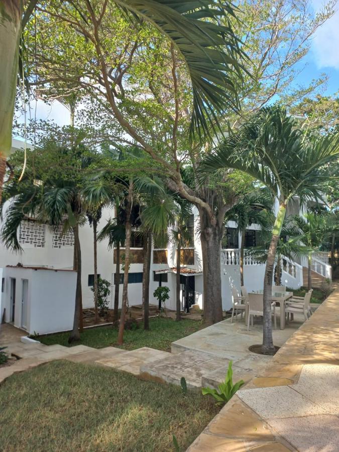 Maasai Villas Mombasa Exterior photo