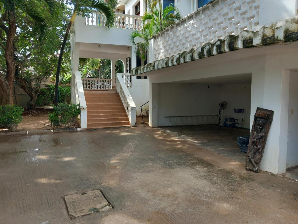 Maasai Villas Mombasa Exterior photo